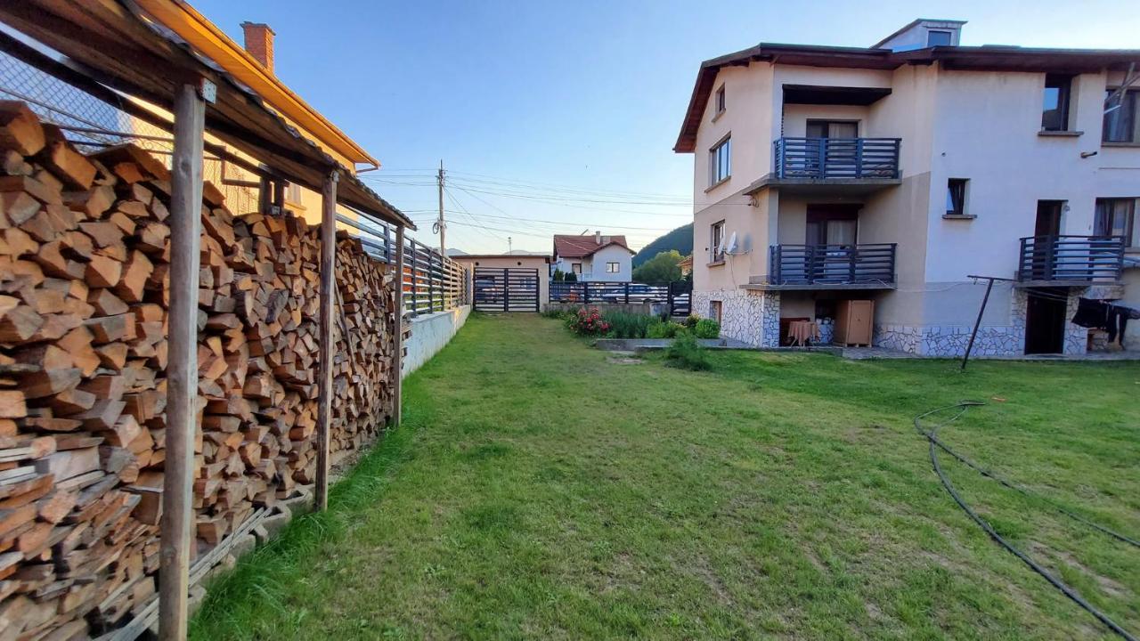 Bulgarane House Hotel Govedartsi Exterior photo